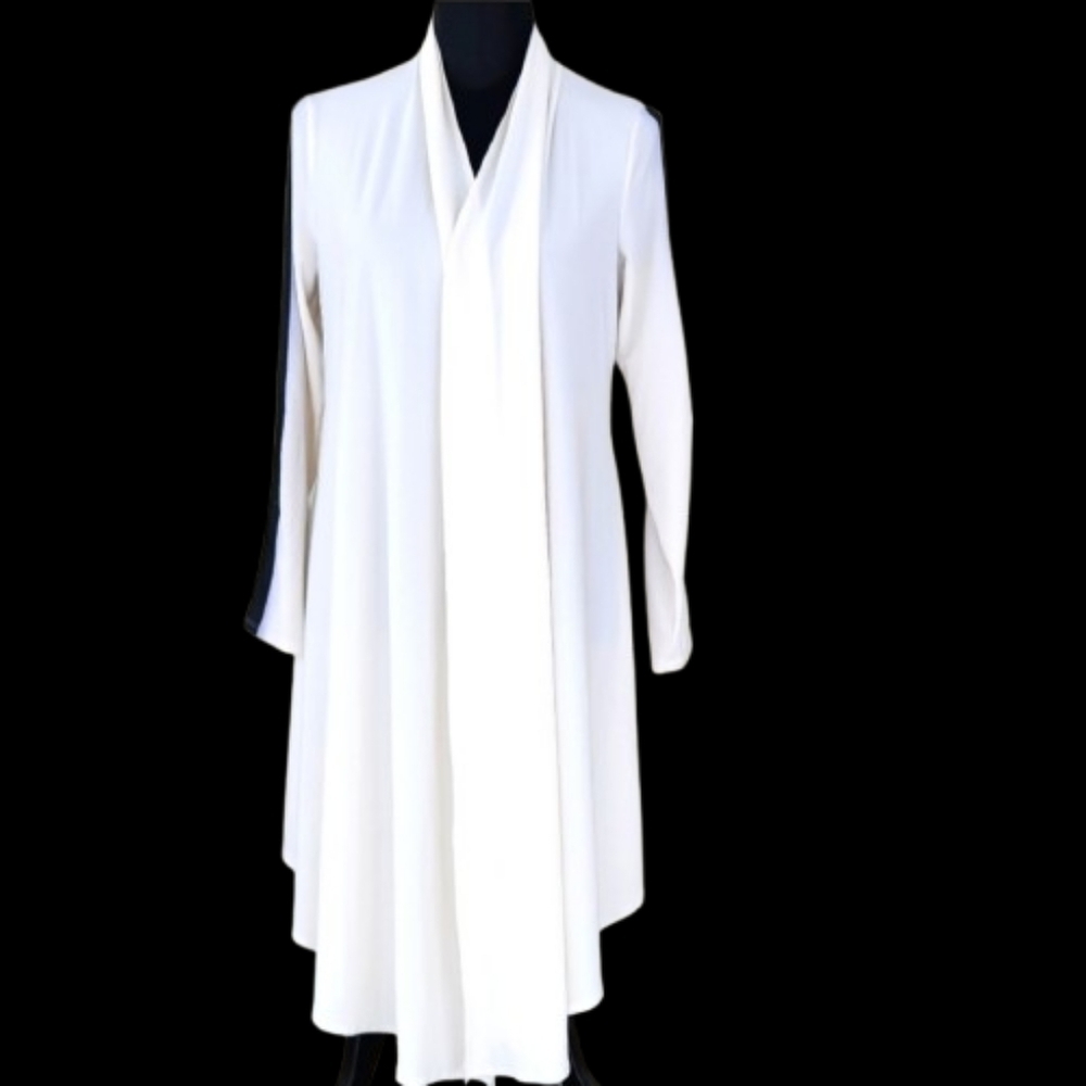 ROBIN Artizan Signature Off-white Open Front Drape Top (OS)